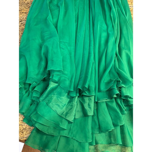 Sherri Hill Emerald Green Beaded Strapless Chiffon Formal Gown Dress
Size 4? - Picture 6 of 10